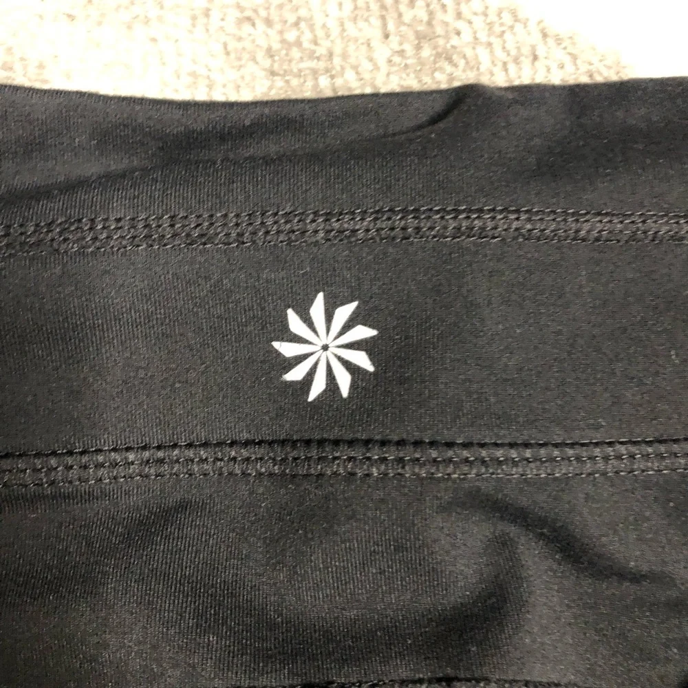 Athleta Pants Greenwich Gaucho Womens Medium Athletic Leggings